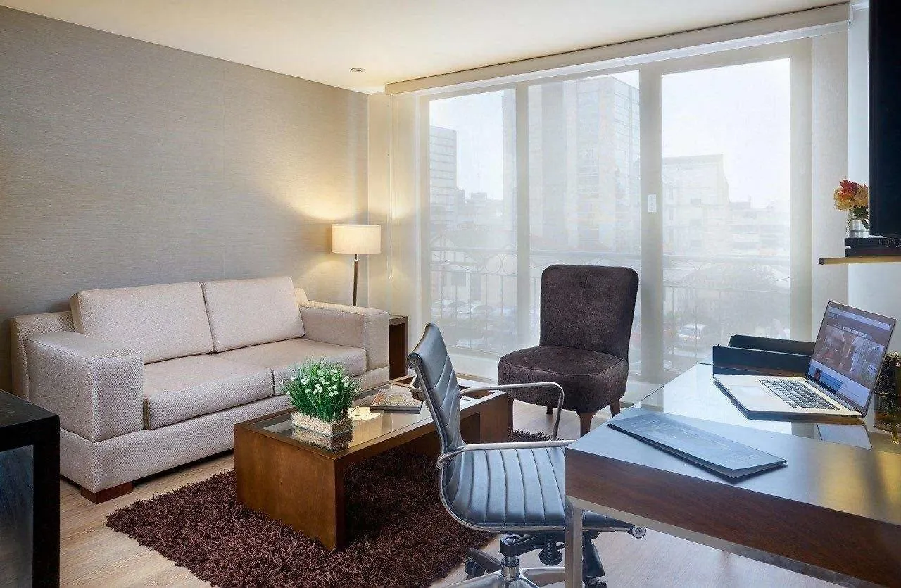 Hotel Celebrities Suites Bogotá 4*,